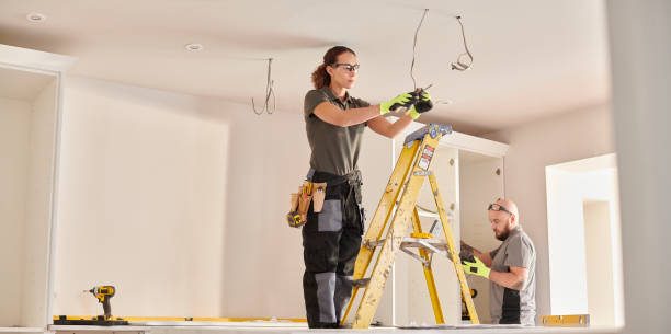 Best Outdoor Lighting Installation  in Seminole, TX